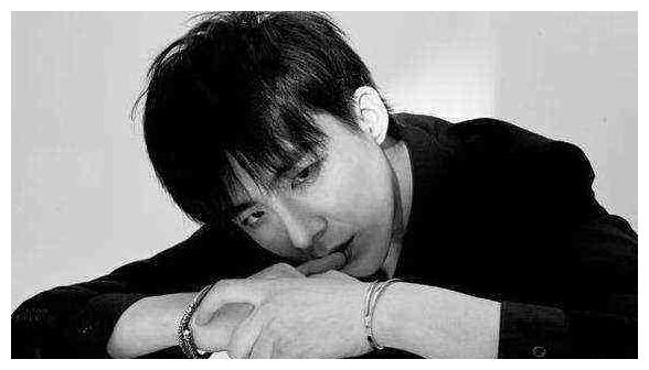 抖音近期最火的五位男网红，个个颜值爆表，实力很强